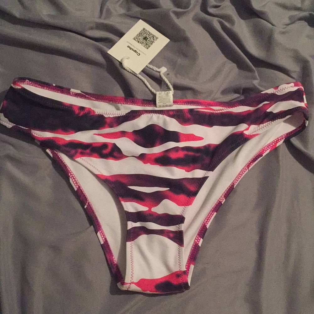 White and pink bathing suit set